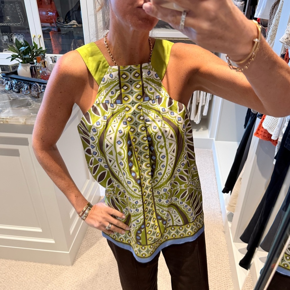 Banana Republic silk tank, size Medium